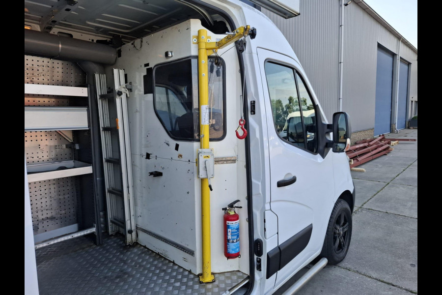 Renault Master T35 2.3 dCi L2H2 AIRCO / CRUISE CONTROLE / IMPERIAL / TREKHAAK / EURO 6