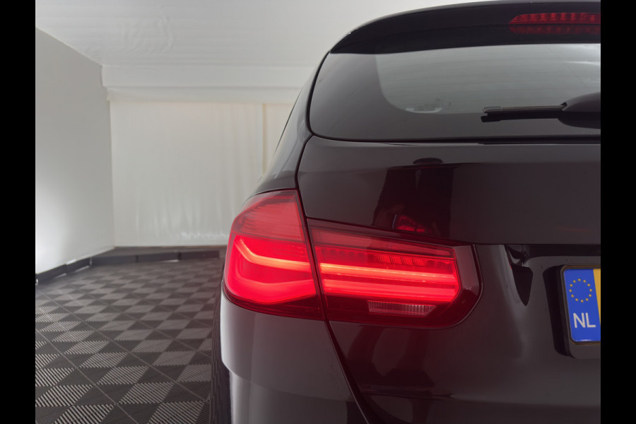 BMW 3 Serie Touring 318d M-Sport Edition Aut. *LEATHER | FULL-LED | HEATED-SPORTSEATS | CAMERA | DIGI-COCKPIT | HIFI-SOUND | NAVI-FULLMAP | ECC | PDC | CRUISE | KEYLESS |  TOWBAR | 17''ALU*