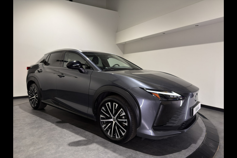 Lexus RZ 450e Executive Line 71 kWh | Leder interieur | Stoelen gekoeld & verwarmd | LMV 20" | Soh (batterijcheck) Waarde 98,1 %