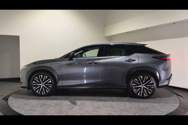 Lexus RZ 450e Executive Line 71 kWh | Leder interieur | Stoelen gekoeld & verwarmd | LMV 20" | Soh (batterijcheck) Waarde 98,1 %