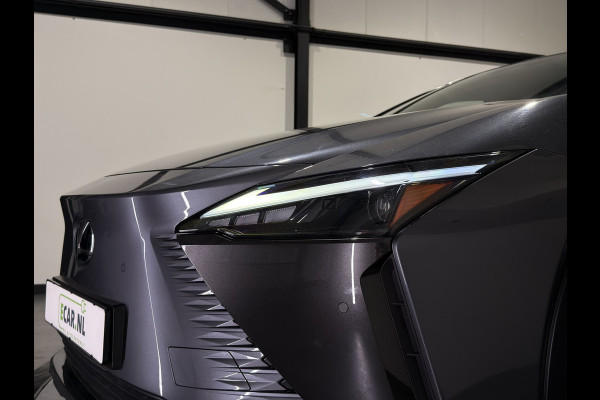 Lexus RZ 450e Executive Line 71 kWh | Leder interieur | Stoelen gekoeld & verwarmd | LMV 20" | Soh (batterijcheck) Waarde 98,1 %
