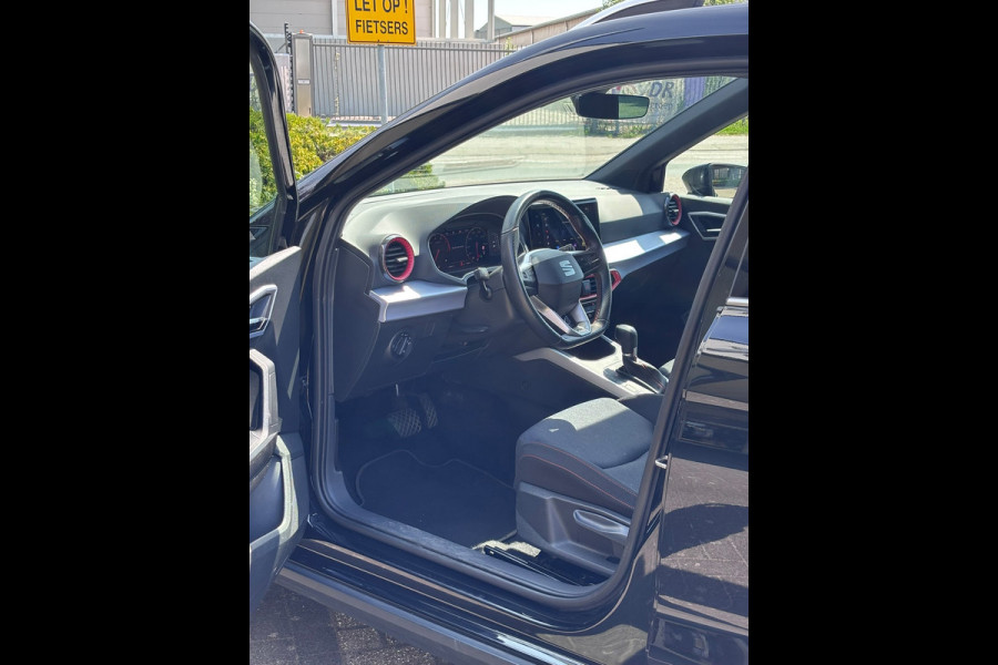 Seat Arona 1.0 EcoTSI FR Business Connect | Carplay/Android, Camera, Stoelverw., Navi, Cruise, Climate |