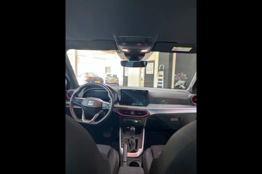 Seat Arona 1.0 EcoTSI FR Business Connect | Carplay/Android, Camera, Stoelverw., Navi, Cruise, Climate |