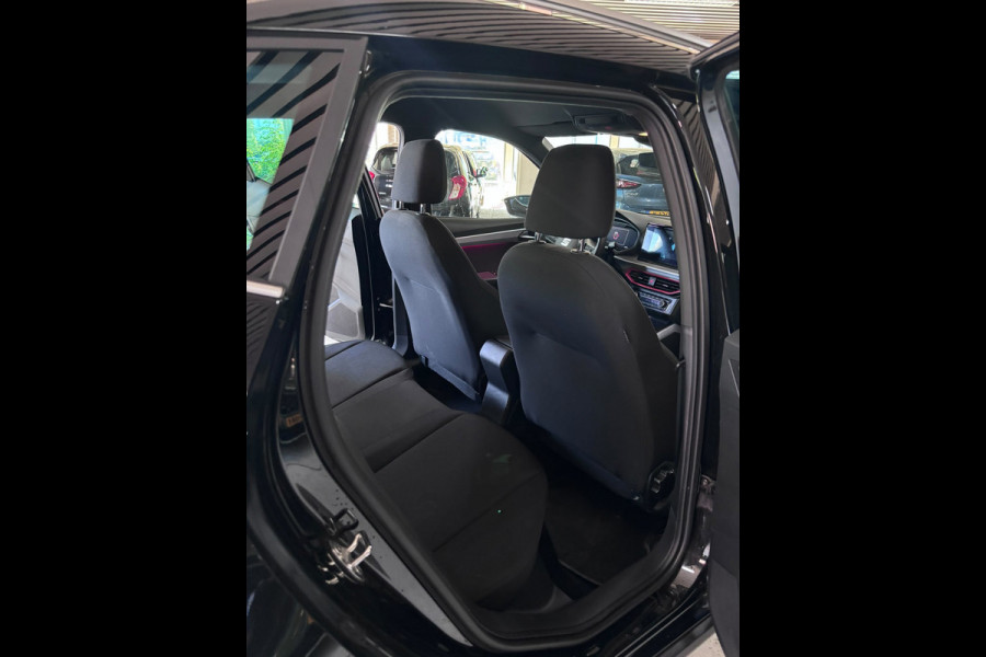 Seat Arona 1.0 EcoTSI FR Business Connect | Carplay/Android, Camera, Stoelverw., Navi, Cruise, Climate |
