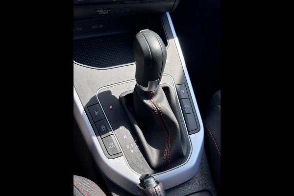 Seat Arona 1.0 EcoTSI FR Business Connect | Carplay/Android, Camera, Stoelverw., Navi, Cruise, Climate |