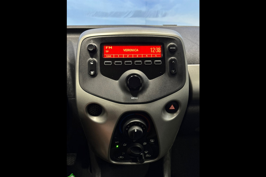 Peugeot 108 1.0 e-VTi Active Airco | 5 drs | Elkr. pakket
