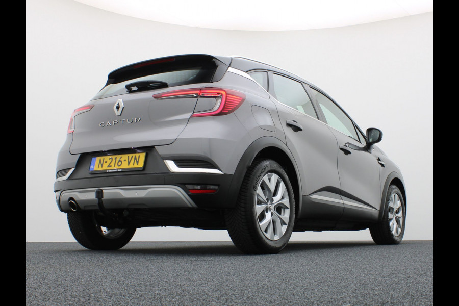 Renault Captur 1.3 TCe 140 Intens | Trekhaak | Camera | Allseason banden | Prijs Rijklaar!!