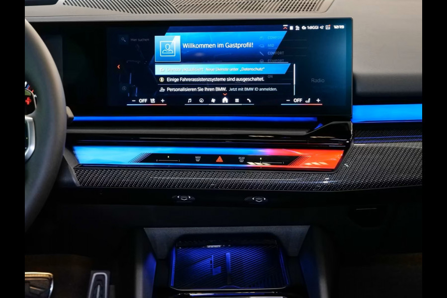 BMW M5 Touring ** M-DRIVER PACK (305 km/h), M-REM, PANO, TREKH, MERINO LEDER, 21 INCH LMV ** 1e EIG - UNFALLFREI - Ex BMW AG ** ** INFORMEER OOK NAAR ONZE AANTREKKELIJKE FINANCIAL-LEASE TARIEVEN **