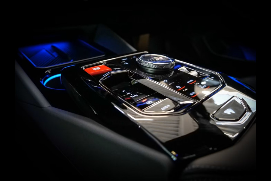 BMW M5 Touring ** M-DRIVER PACK (305 km/h), M-REM, PANO, TREKH, MERINO LEDER, 21 INCH LMV ** 1e EIG - UNFALLFREI - Ex BMW AG ** ** INFORMEER OOK NAAR ONZE AANTREKKELIJKE FINANCIAL-LEASE TARIEVEN **