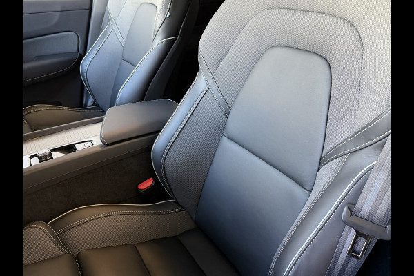 Volvo XC60 2.0 T8 456PK AWD ULTRA BLACK EDITION STOEL/STUUR.VER. 22''LMV PANO HEADUP HARMAN KARDON