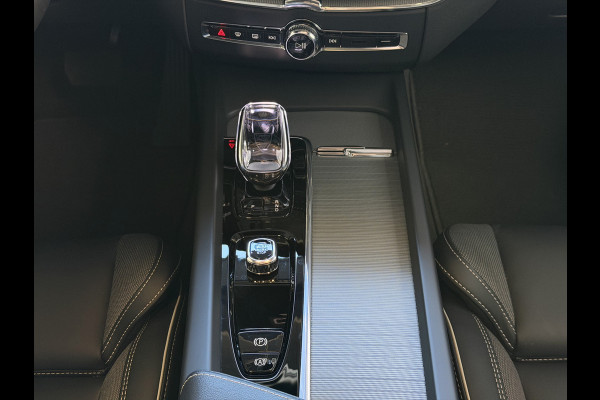 Volvo XC60 2.0 T8 456PK AWD ULTRA BLACK EDITION STOEL/STUUR.VER. 22''LMV PANO HEADUP HARMAN KARDON
