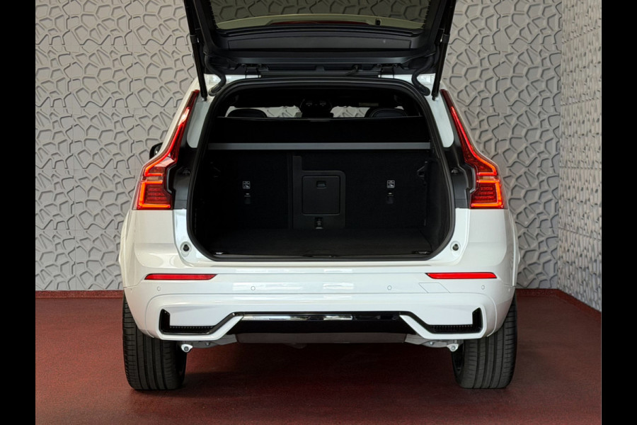 Volvo XC60 2.0 T8 456PK AWD ULTRA BLACK EDITION STOEL/STUUR.VER. 22''LMV PANO HEADUP HARMAN KARDON