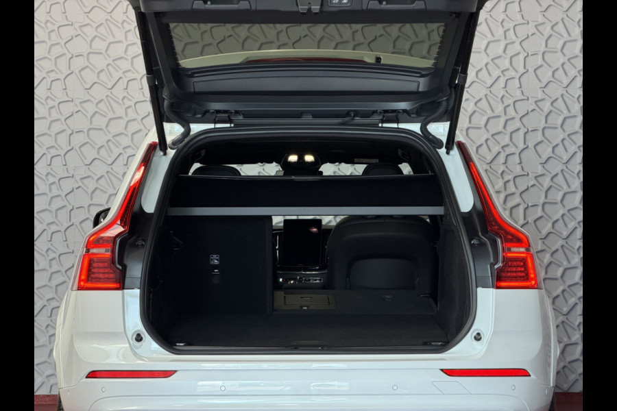 Volvo XC60 2.0 T8 456PK AWD ULTRA BLACK EDITION STOEL/STUUR.VER. 22''LMV PANO HEADUP HARMAN KARDON