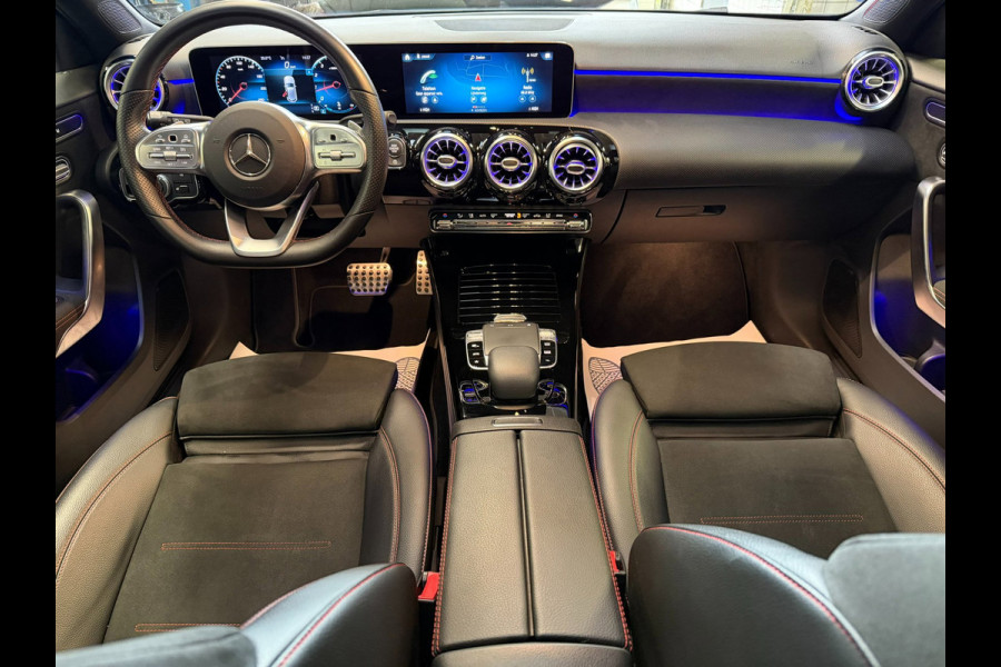 Mercedes-Benz A-Klasse A 180 AMG PAKKET l PANO
