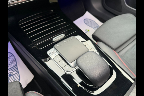 Mercedes-Benz A-Klasse A 180 AMG PAKKET l PANO