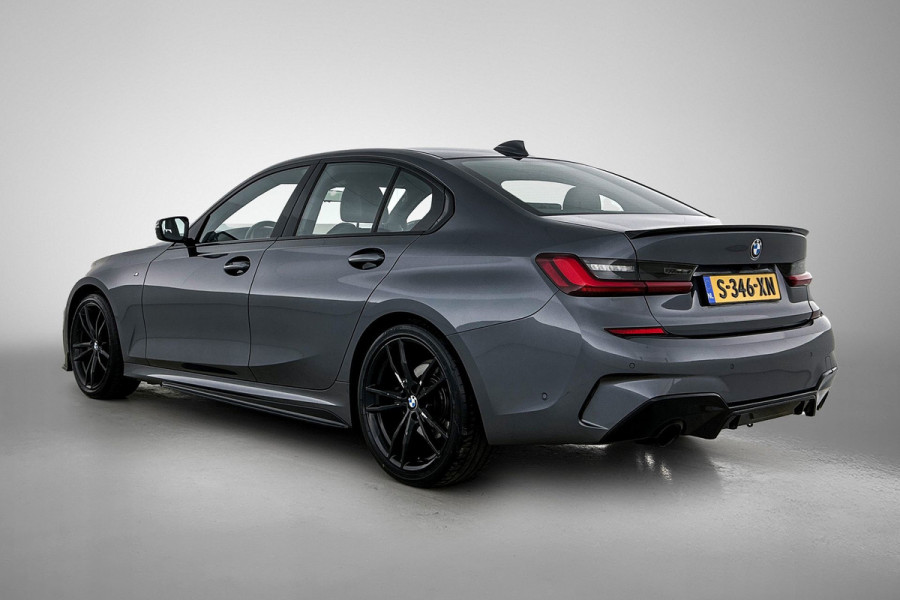 BMW 3-serie 320i High Executive M-pakket Performance(Dealer OndH, Camera, Carplay, StoelV, Navi Prof, Etc)