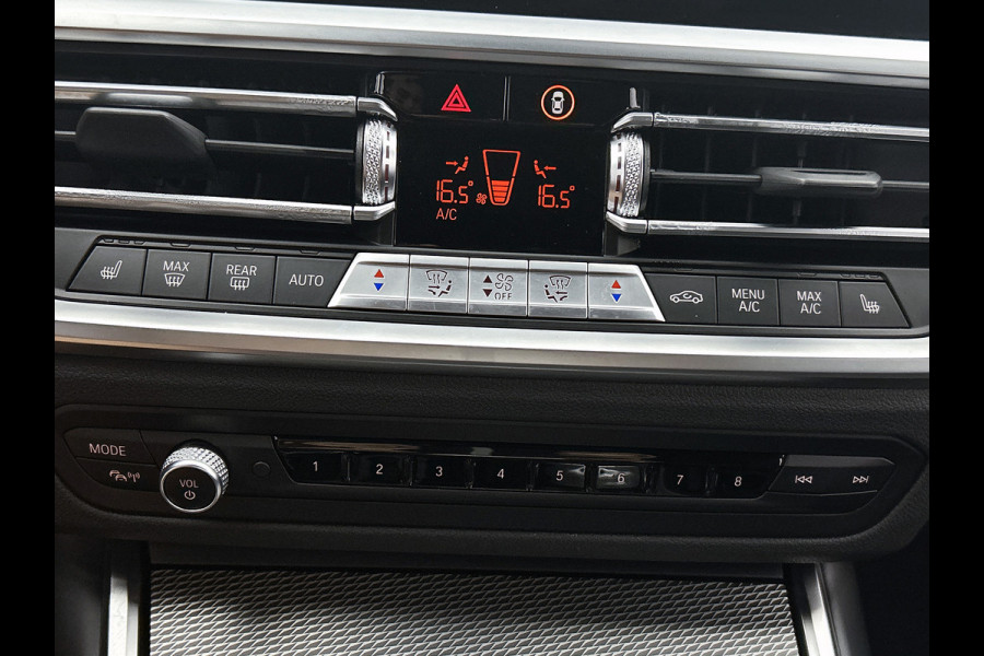 BMW 3-serie 320i High Executive M-pakket Performance(Dealer OndH, Camera, Carplay, StoelV, Navi Prof, Etc)