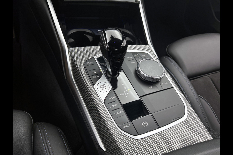 BMW 3-serie 320i High Executive M-pakket Performance(Dealer OndH, Camera, Carplay, StoelV, Navi Prof, Etc)