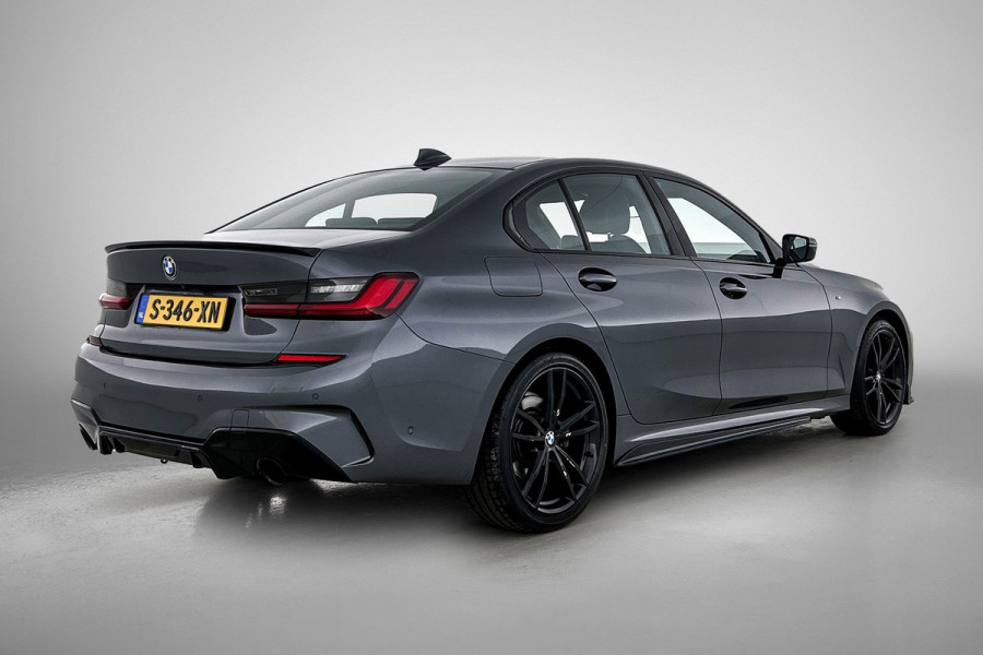 BMW 3-serie 320i High Executive M-pakket Performance(Dealer OndH, Camera, Carplay, StoelV, Navi Prof, Etc)