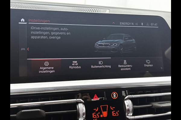 BMW 3-serie 320i High Executive M-pakket Performance(Dealer OndH, Camera, Carplay, StoelV, Navi Prof, Etc)