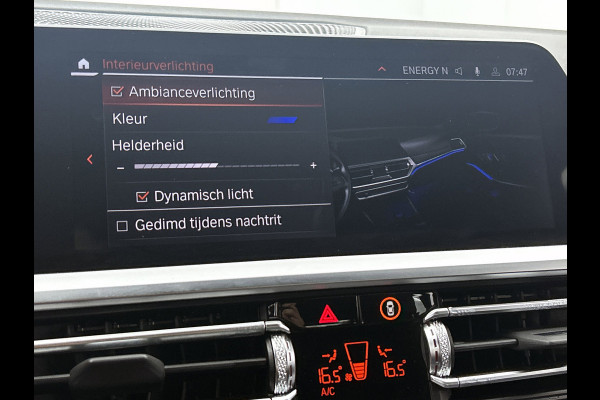 BMW 3-serie 320i High Executive M-pakket Performance(Dealer OndH, Camera, Carplay, StoelV, Navi Prof, Etc)