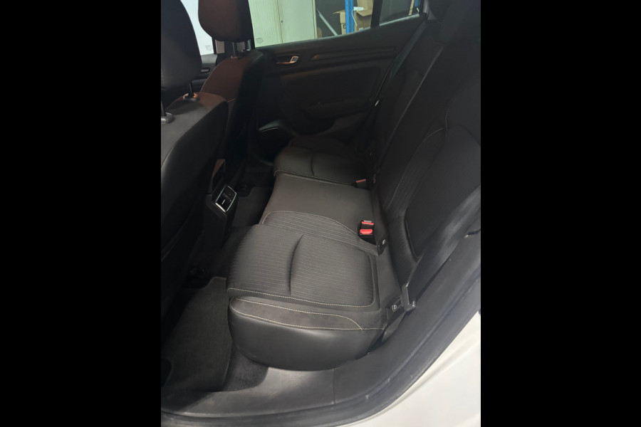 Renault Mégane 1.2 TCe Limited Navi | Clima | Cruise | PDC | Trekhaak