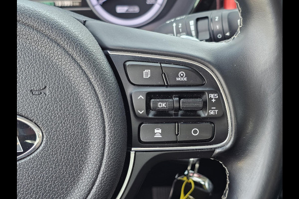 Kia Niro 1.6 GDi Hybrid DynamicLine Perfect onderhouden | Camera | Trekhaak | Half leder | Adaptive cruise control | Navigatie etc.