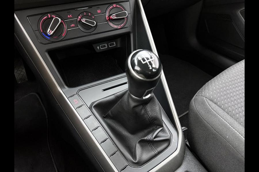 Volkswagen Polo 1.0 MPI Trendline(Goed ondH, Carplay/ Android, Airco, Cruise Con, Navi, Etc)