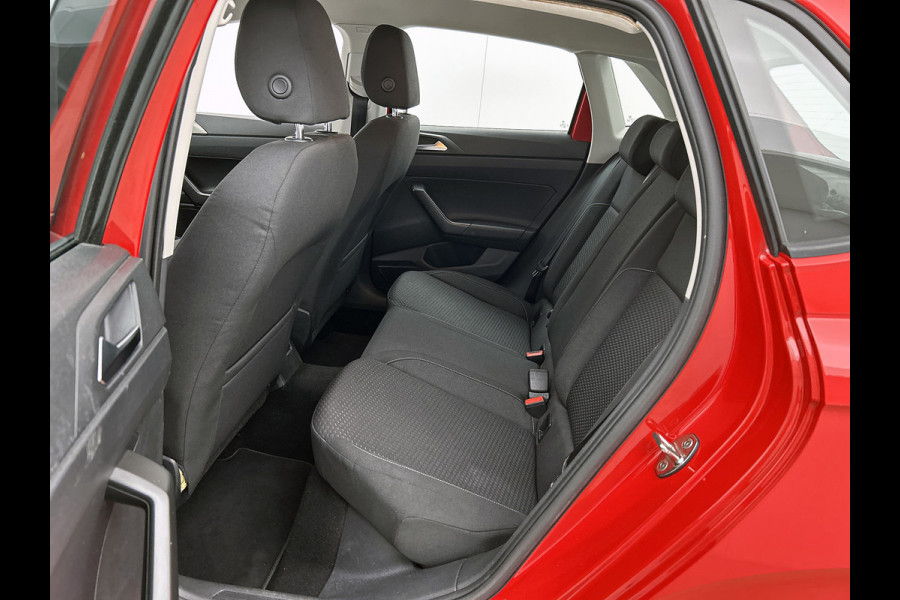 Volkswagen Polo 1.0 MPI Trendline(Goed ondH, Carplay/ Android, Airco, Cruise Con, Navi, Etc)