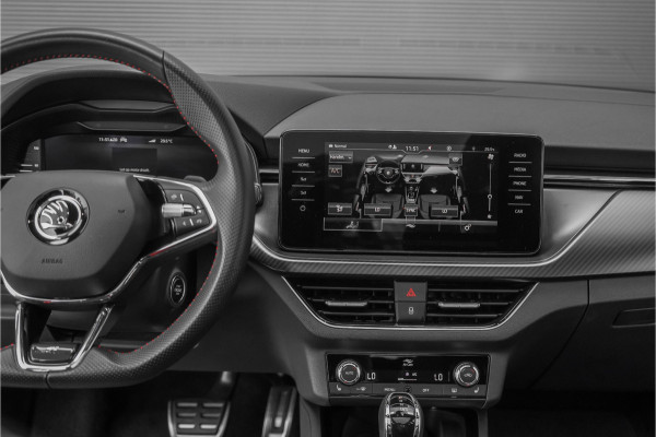 Škoda Kamiq 1.5 TSI Monte Carlo Pano Matrix LED Camera 18"