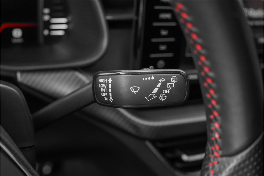 Škoda Kamiq 1.5 TSI Monte Carlo Pano Matrix LED Camera 18"