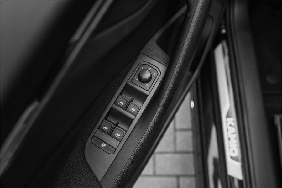 Škoda Kamiq 1.5 TSI Monte Carlo Pano Matrix LED Camera 18"