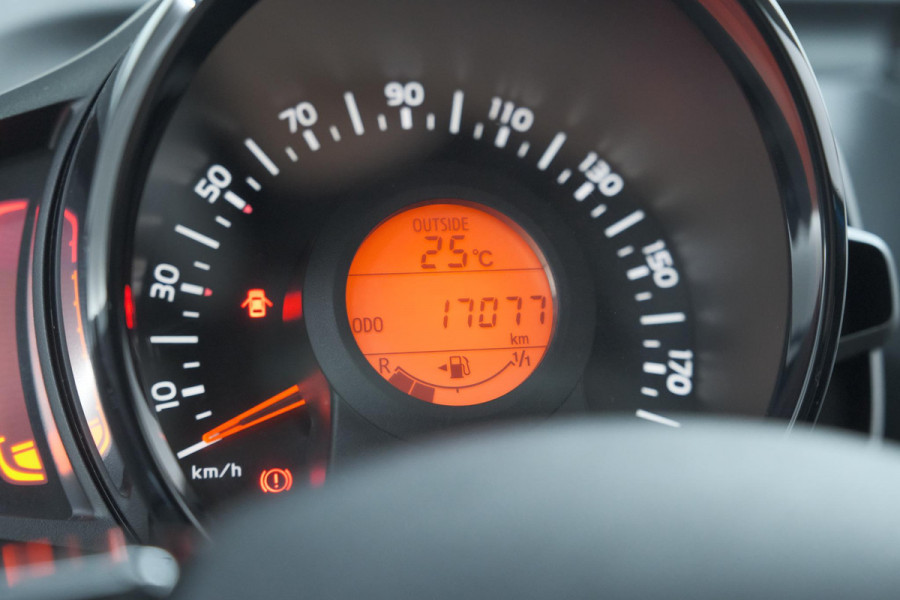 Citroën C1 1.0 VTi Feel | UNIEK! | Camera | Apple Carplay | Airco