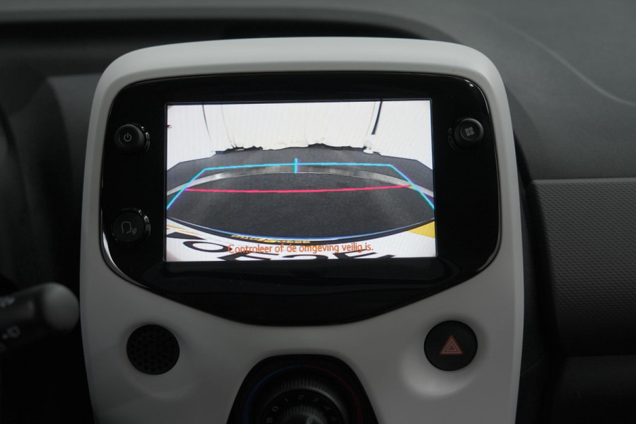Citroën C1 1.0 VTi Feel | UNIEK! | Camera | Apple Carplay | Airco