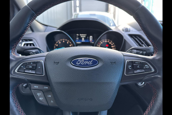Ford Kuga 1.5 EcoBoost ST Line 150 PK | LED + Xenon-pack | Navi | Climate | Cruise Control | Stuur & Stoelverwarming | Elektr. Achterklep |