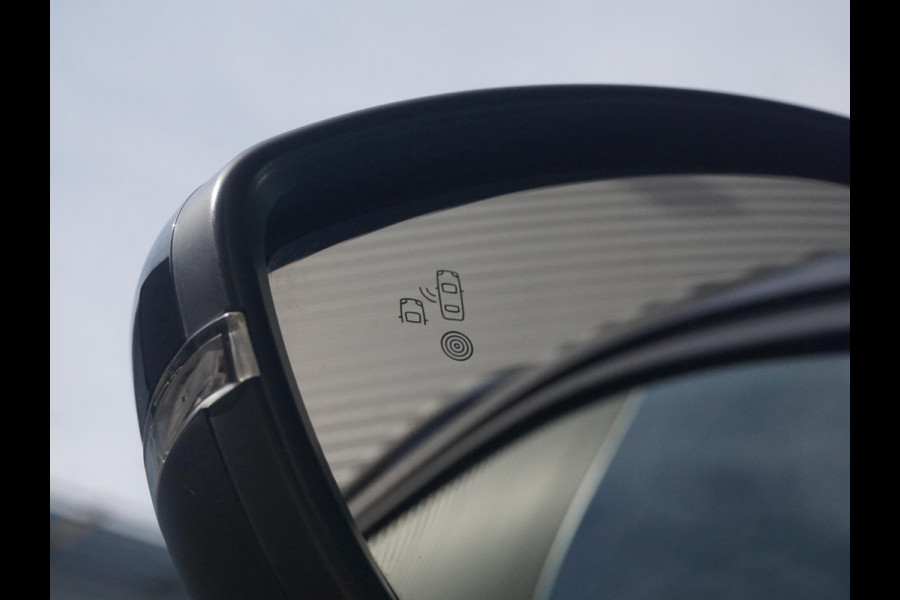 Peugeot e-2008 EV GT Pack 50 kWh Leder Alcantara