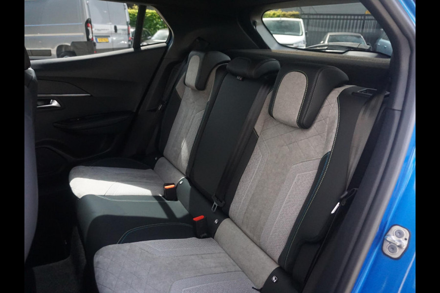 Peugeot e-2008 EV GT Pack 50 kWh Leder Alcantara