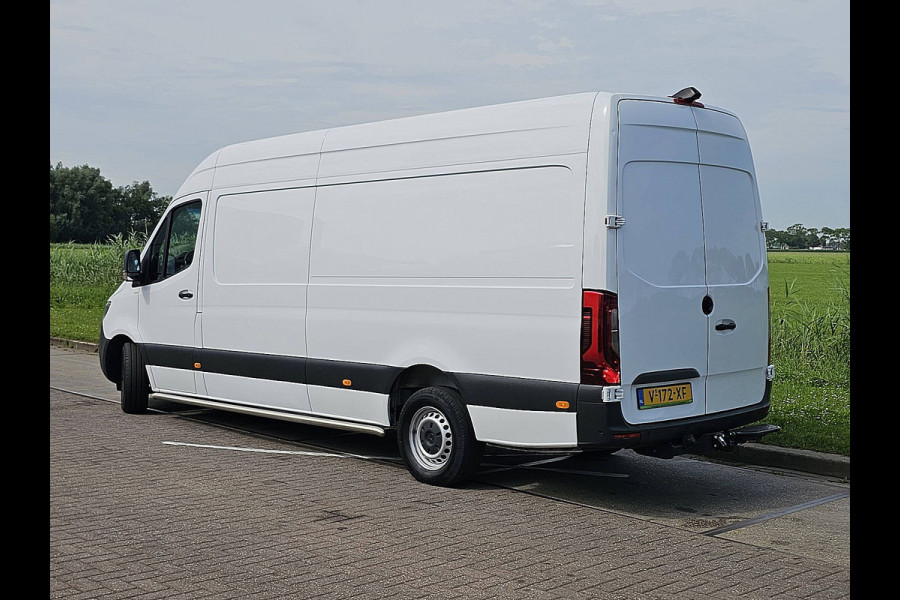 Mercedes-Benz Sprinter 316 2.2 CDI L3H2 Airco, Navi, Automaat, Carplay, MBUX10, LED, Cruise control, adaptive distronic, 3.5T-trekhaak
