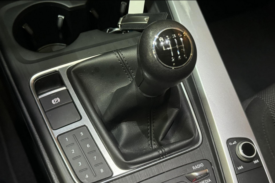 Audi A4 Limousine 1.4 TFSI Limousine|Trekhaak|Keyless|LED|Cruise|NAP|NL-Auto|Airco|Rijklaar