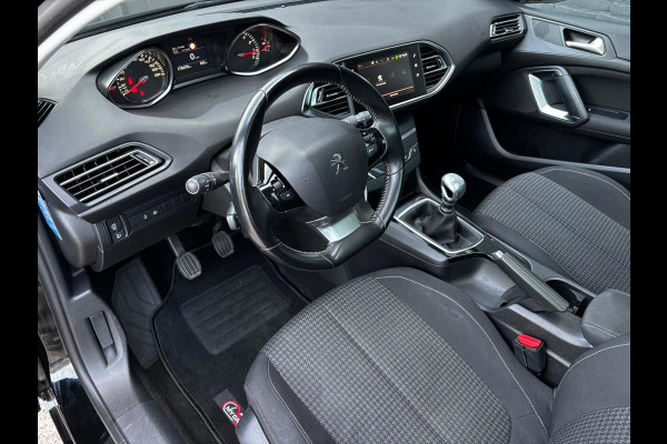Peugeot 308 SW 1.2 PureTech Blue Lease Executive PDC | NAVI | CRUISE | NWE APK