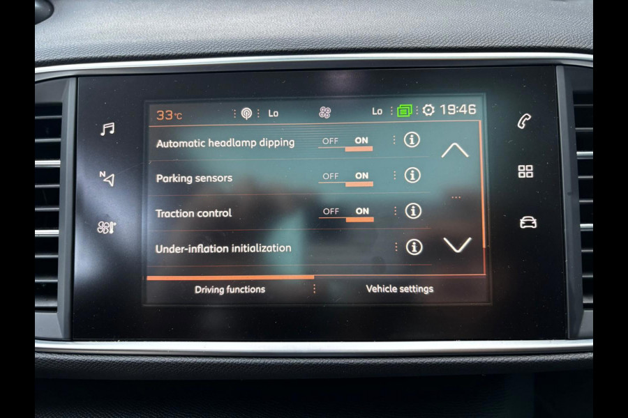 Peugeot 308 SW 1.2 PureTech Blue Lease Executive PDC | NAVI | CRUISE | NWE APK