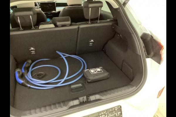 Ford Puma Gen-E Premium 44 kWh WORDT VERWACHT! | 5000 Km | Winter Pack | Driver Pack | Trekhaak |
