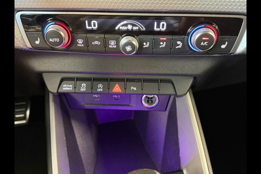 Audi A1 citycarver 30 TFSI S-Line AUT AMBIANT VERLICHTING APPLE CARPLAY PDC AIRCO KEYLESS-GO STOELVERWARMING START/STOP CRUISE