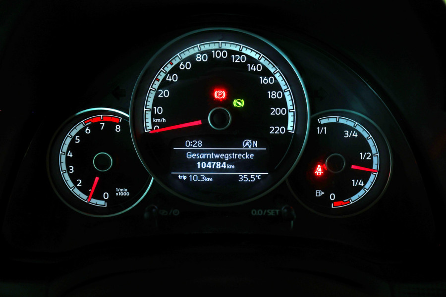 Volkswagen up! 1.0 BMT high up! AUTOMAAT AIRCO BLUETOOTH PDC '18