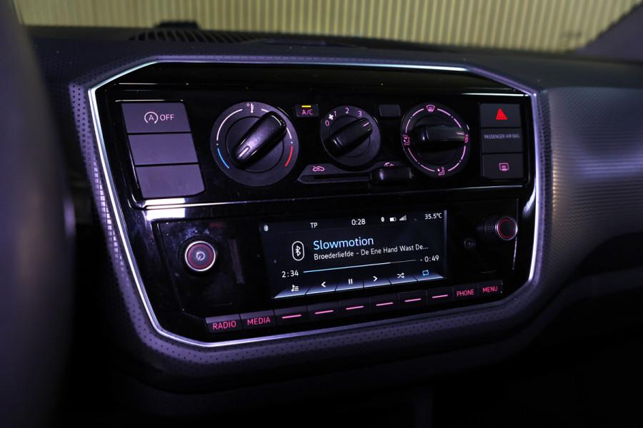 Volkswagen up! 1.0 BMT high up! AUTOMAAT AIRCO BLUETOOTH PDC '18