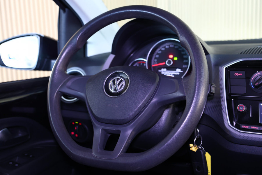 Volkswagen up! 1.0 BMT high up! AUTOMAAT AIRCO BLUETOOTH PDC '18