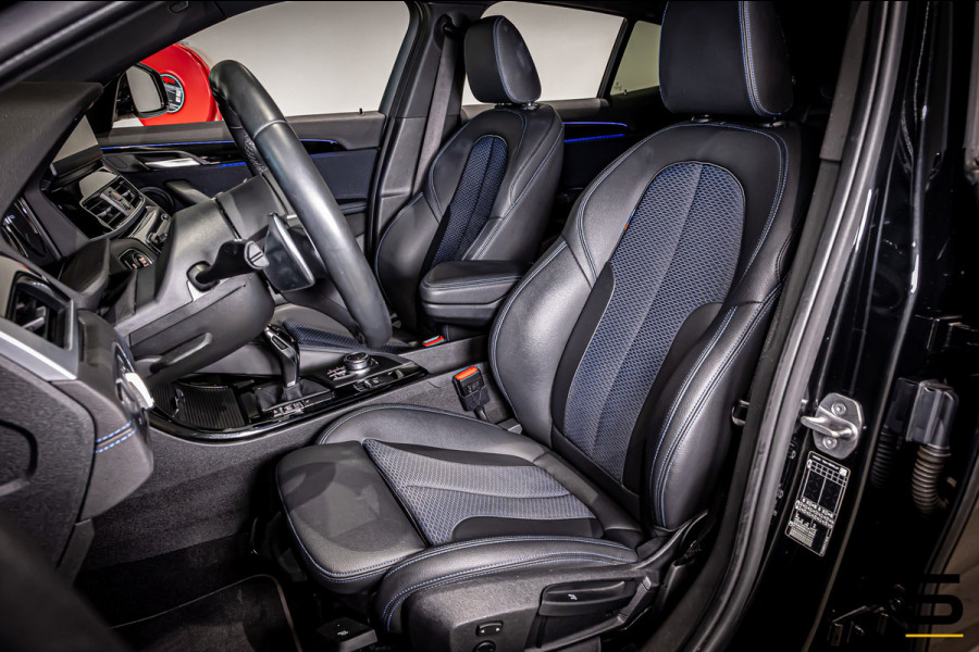 BMW X2 SDrive20i High Executive|M-sport|StoelV|DealerOnderho