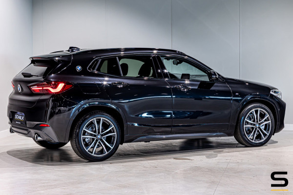 BMW X2 SDrive20i High Executive|M-sport|StoelV|DealerOnderho