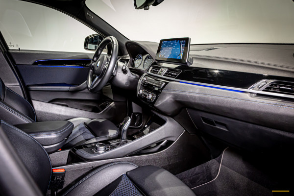 BMW X2 SDrive20i High Executive|M-sport|StoelV|DealerOnderho