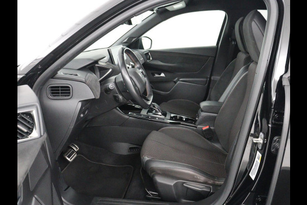 DS DS 3 Crossback E-Tense Performance Line+ 50 kWh | SOH 92,3% | Warmtepomp | Matrix LED | Alcantara | Side Assist | Camera | Carplay | Keyless | Navigatie | DAB | Climate control | Cruise control